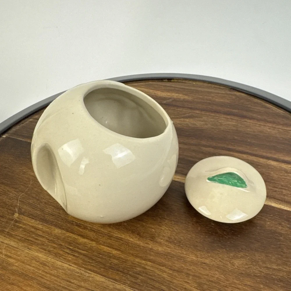 Vintage Apple Ceramic Creamer Sugar Salt‎ Pepper Shaker Set Cream Red Farmhouse
